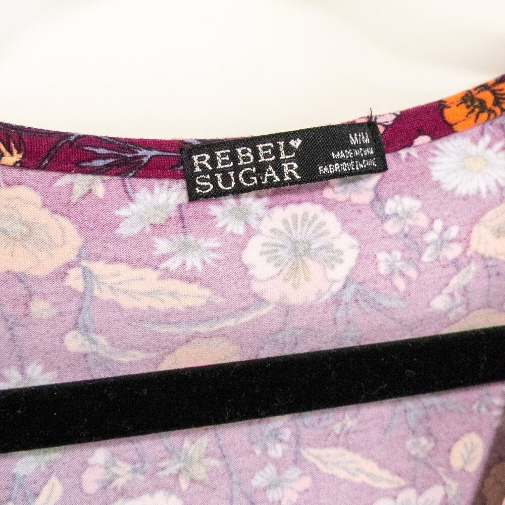 Rebel Sugar Floral Print Wrap Top Size Medium Casual Bohemian Boho V-Neck Soft - Picture 2 of 4